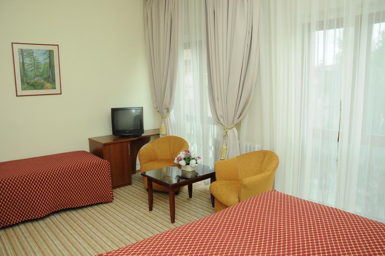 Hotel Shirok Sokak Μπίτολα Εξωτερικό φωτογραφία