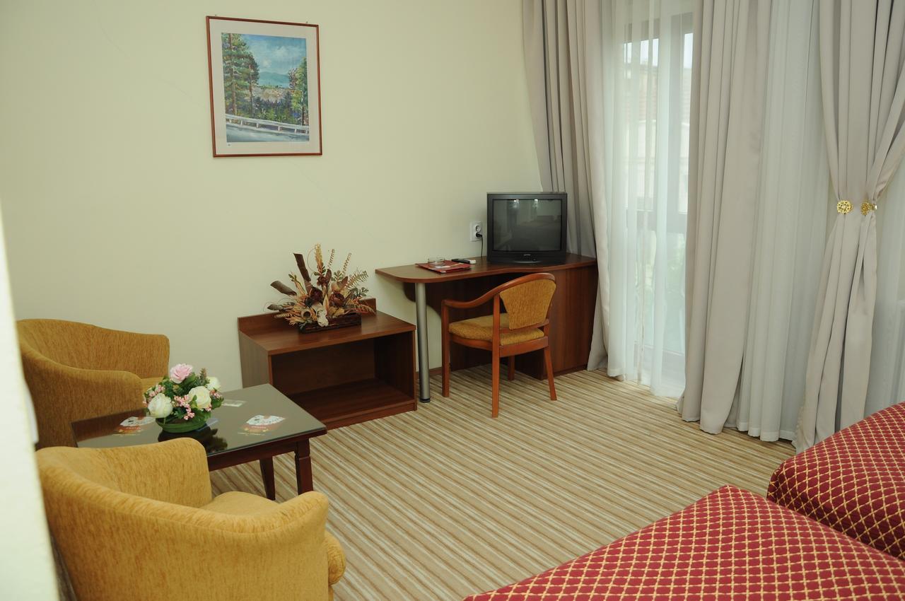 Hotel Shirok Sokak Μπίτολα Εξωτερικό φωτογραφία