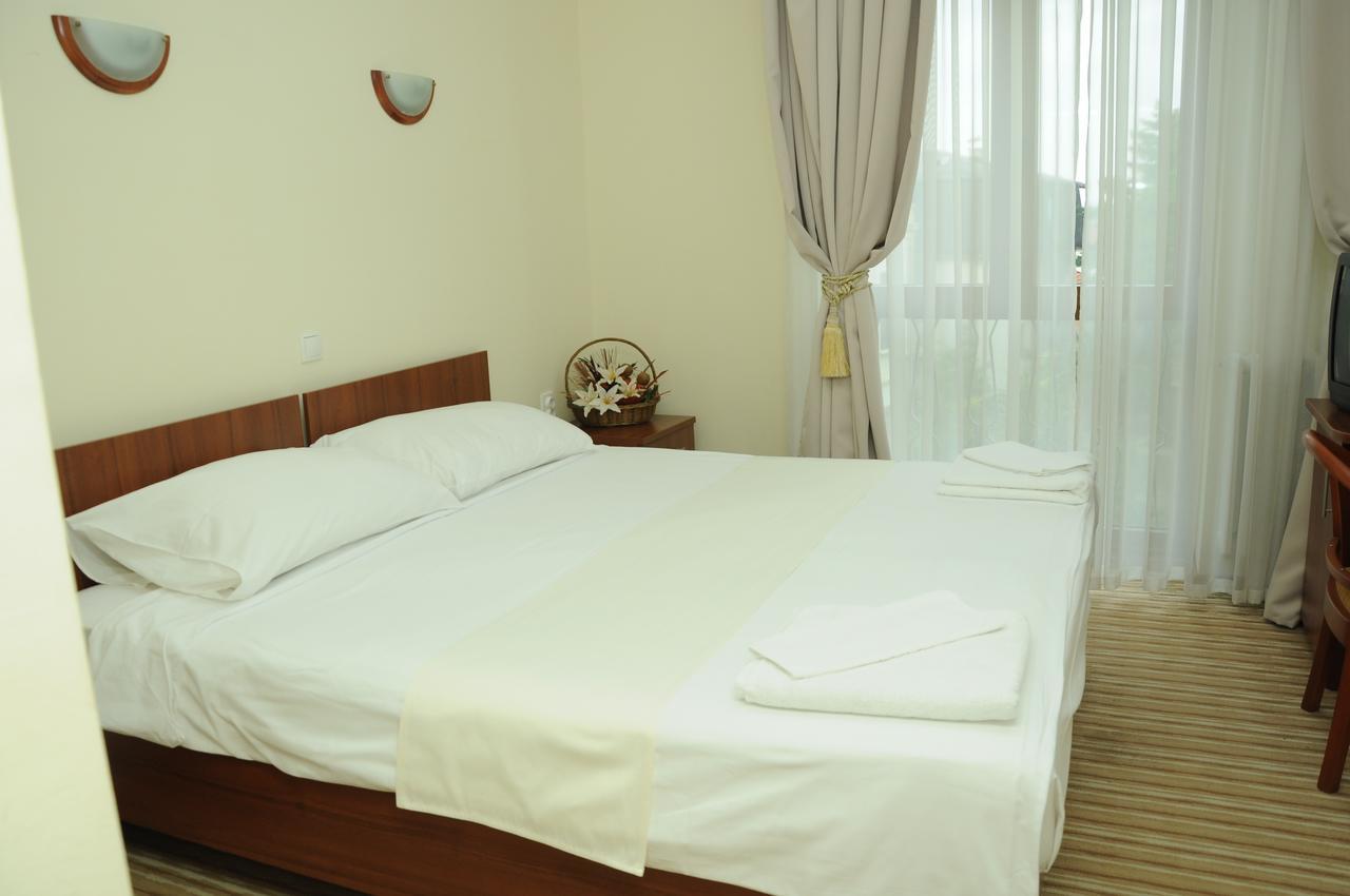 Hotel Shirok Sokak Μπίτολα Εξωτερικό φωτογραφία